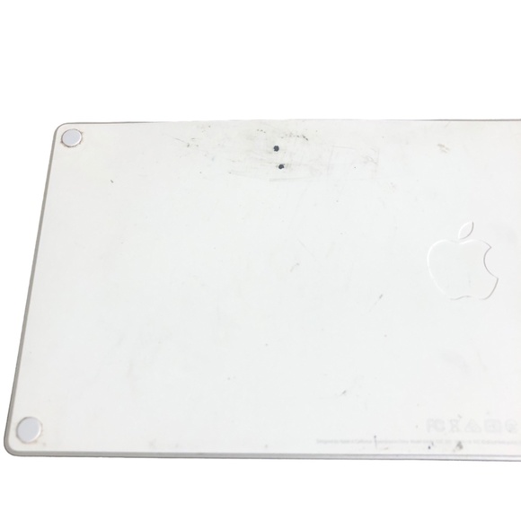 APPLE Wireless Magic Keyboard NO CABLE ***SELLING AS IS*** - Picture 6 of 14